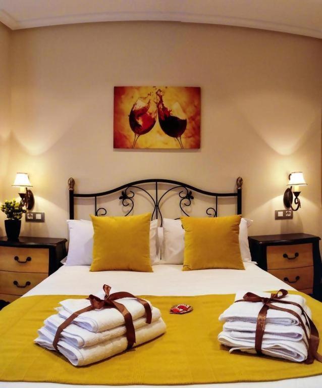 Clarens Guesthouse Кангас дел Нарсеа Екстериор снимка